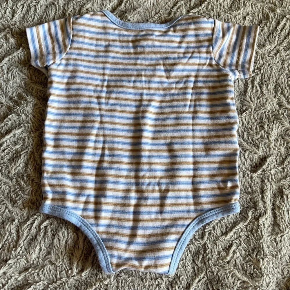 4 for 16$ Okie Dokie Blue and Tan onesie Soft Cotton Stripes